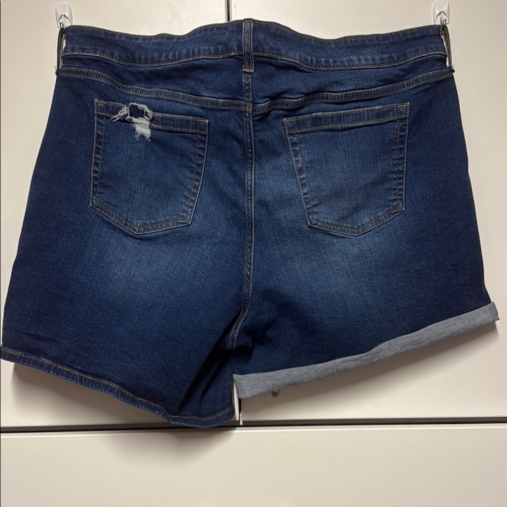 Torrid Distressed Dark Blue Jean Shorts - Picture 5 of 5